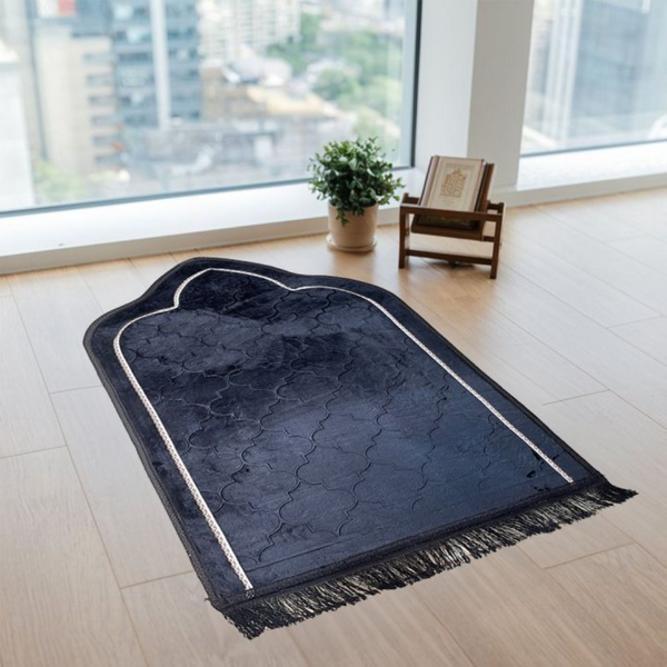 Plain Luxurious Carpet Style 3D Prayer Mat